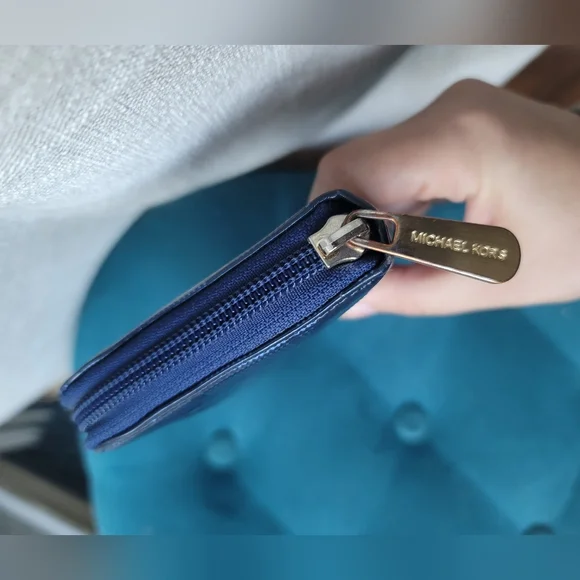 **SALE*Michael Kors Blue Wallet with Gold-Toned Label - Picture 5 of 6